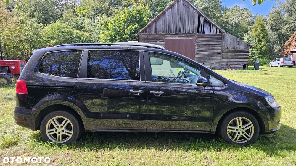 Volkswagen Sharan 2.0 TDI Comfortline DSG - 6