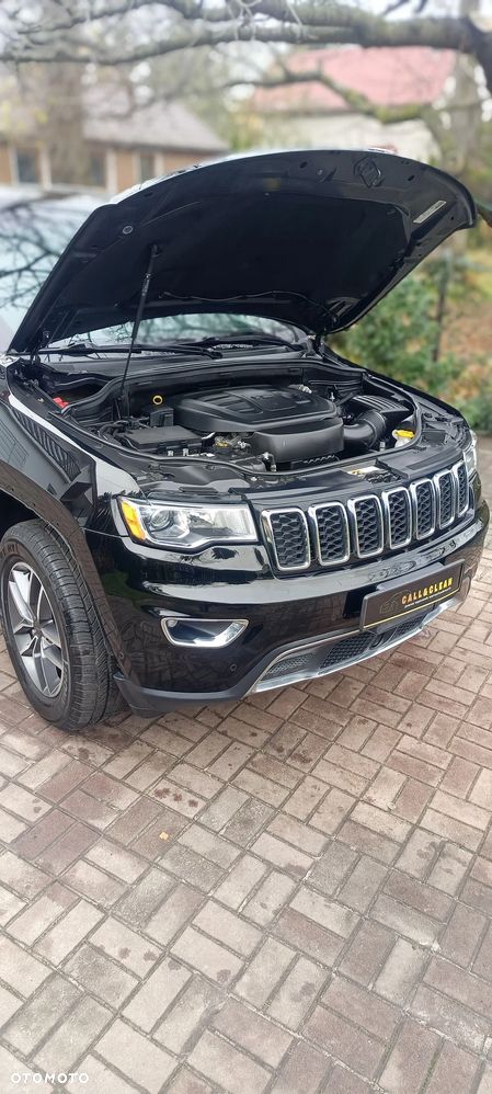 Jeep Grand Cherokee - 1