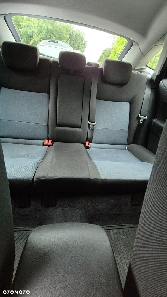 Ford Mondeo 1.6 Silver X - 12