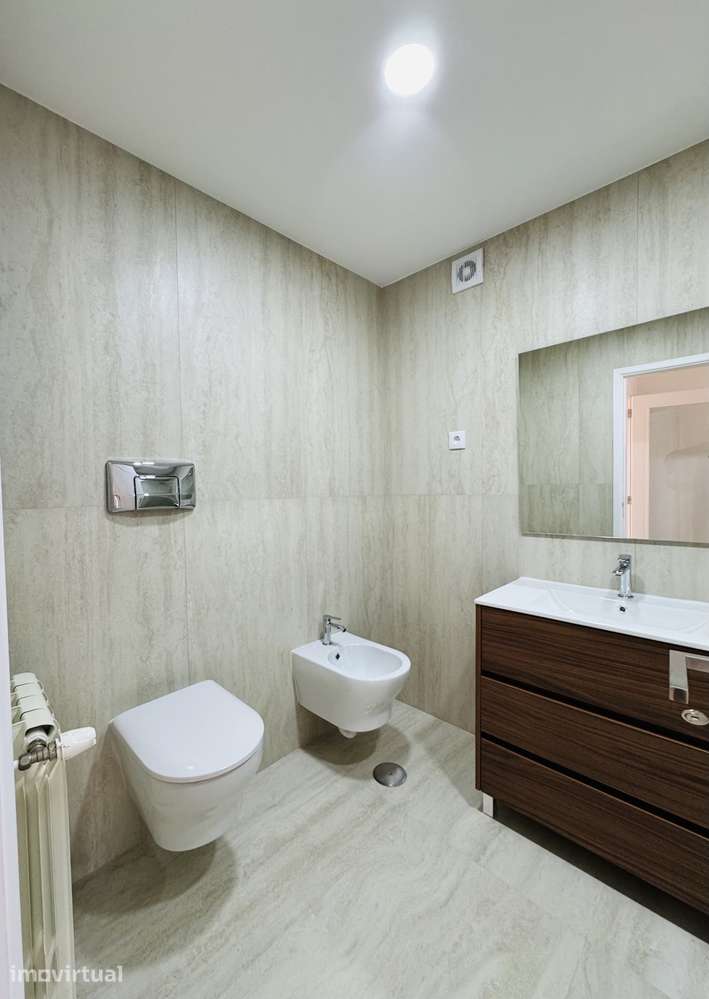 Apartamento T3 com varanda e garagem em Braga - Grande imagem: 3/20