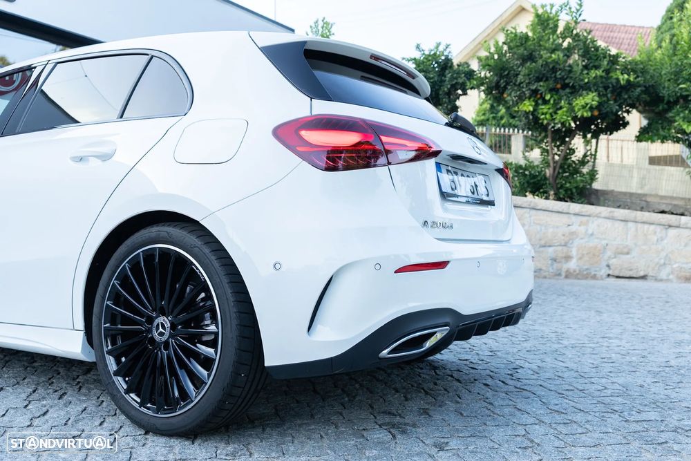Mercedes-Benz A 200 d 4Matic 8G-DCT Advanced AMG Line - 17