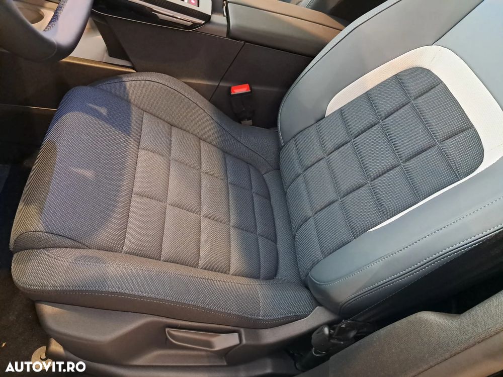 Citroën C5 Aircross Hybrid 145 PLUS - 10
