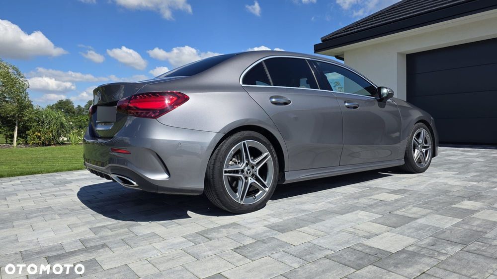 Mercedes-Benz Klasa A 200 AMG Line 7G-DCT - 3
