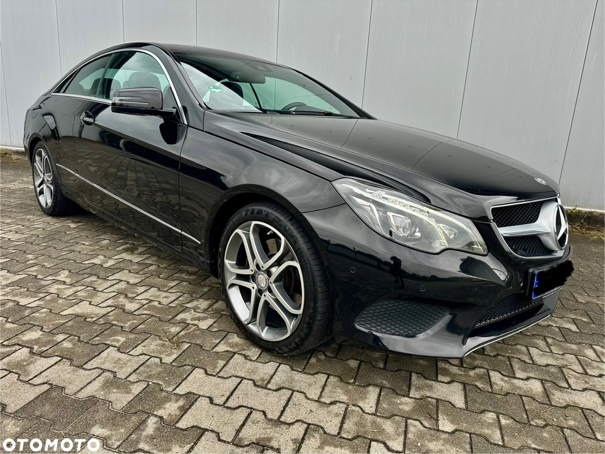 Mercedes-Benz Klasa E 200 Coupe 9G-TRONIC Avantgarde - 2