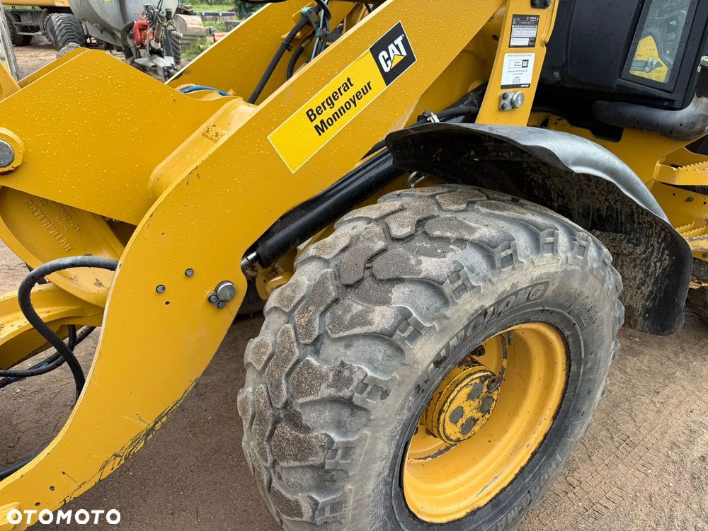 Caterpillar 908 M - 4