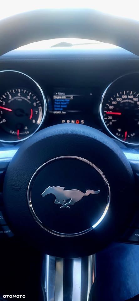 Ford Mustang - 2