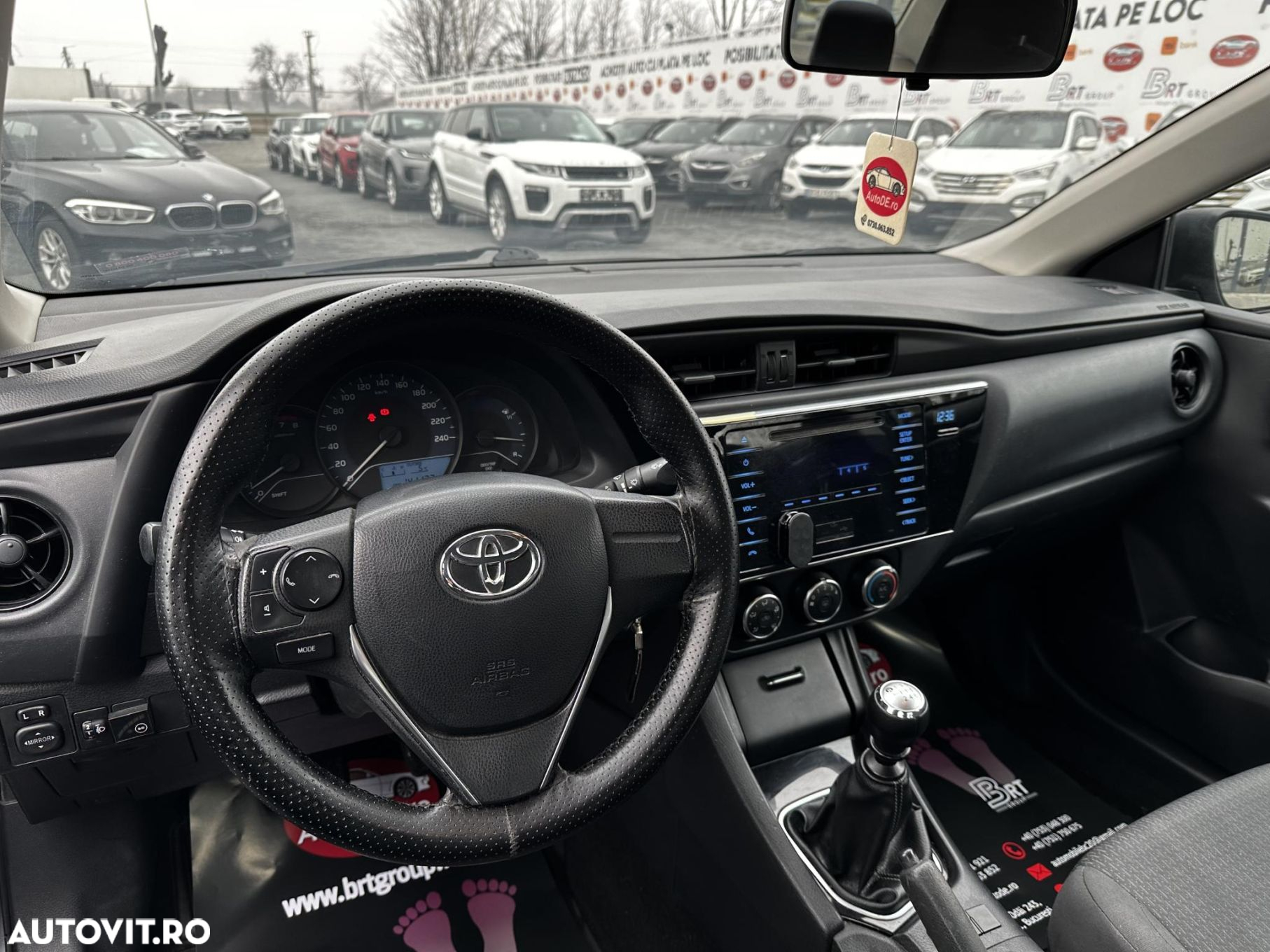 Toyota Corolla - 5