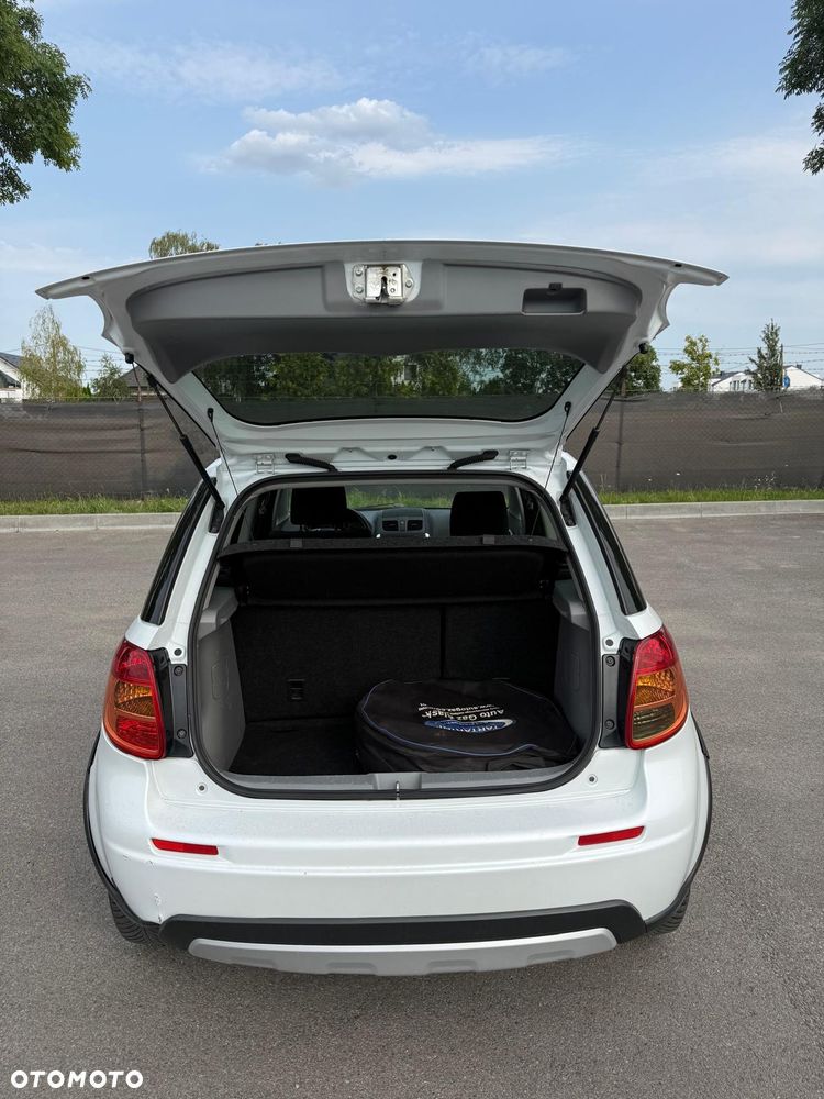 Suzuki SX4 - 11