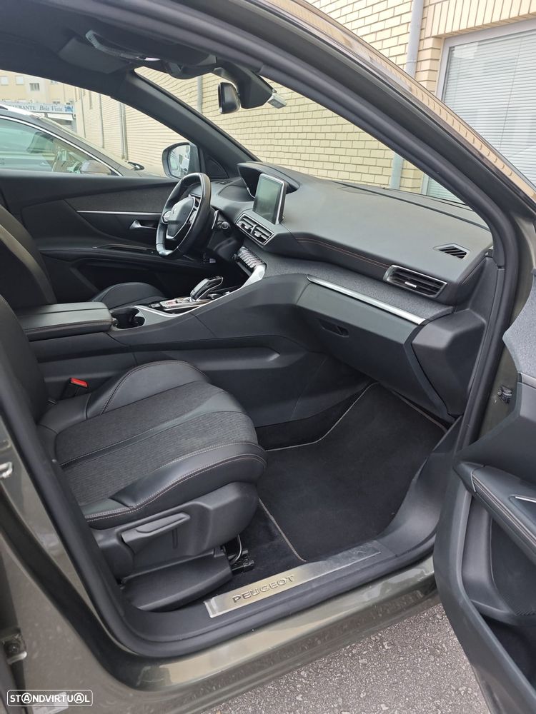 Peugeot 5008 - 4