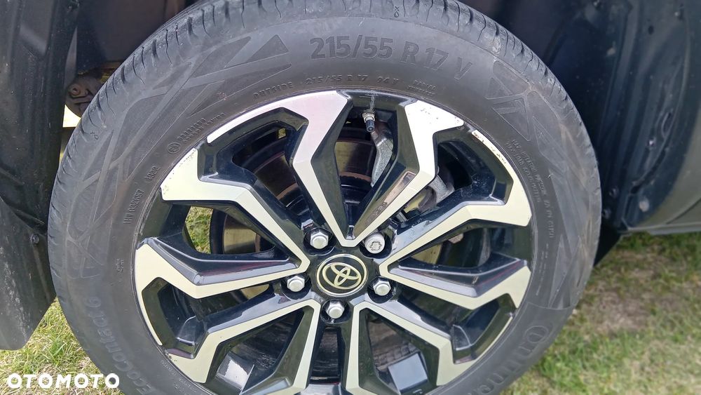 Toyota Yaris Cross - 19