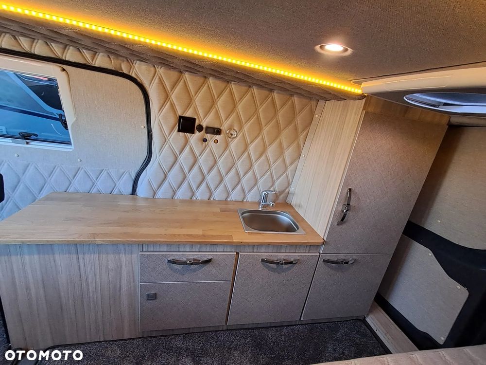 Peugeot Expert Campervan 2 os. VIP Max Fan. WC. LifeP04. Zabudowa VIP - 24