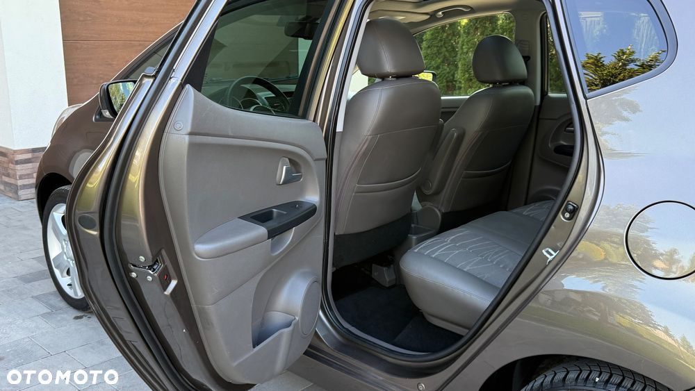 Kia Venga 1.6 CVVT Platinum Edition - 27
