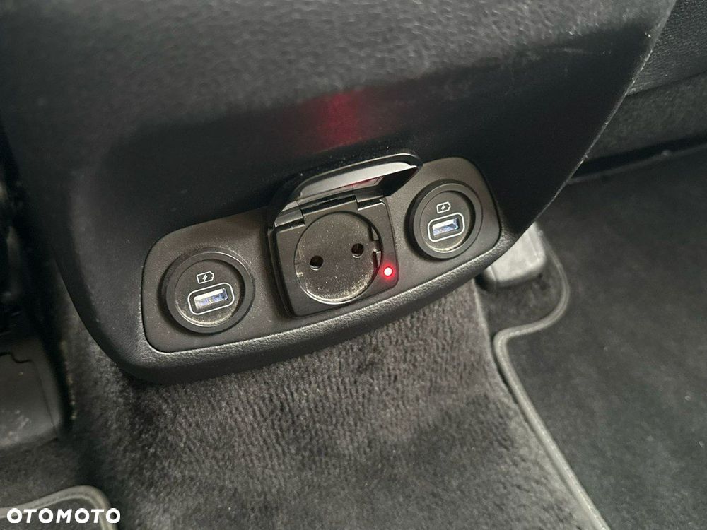 Hyundai Santa Fe - 26