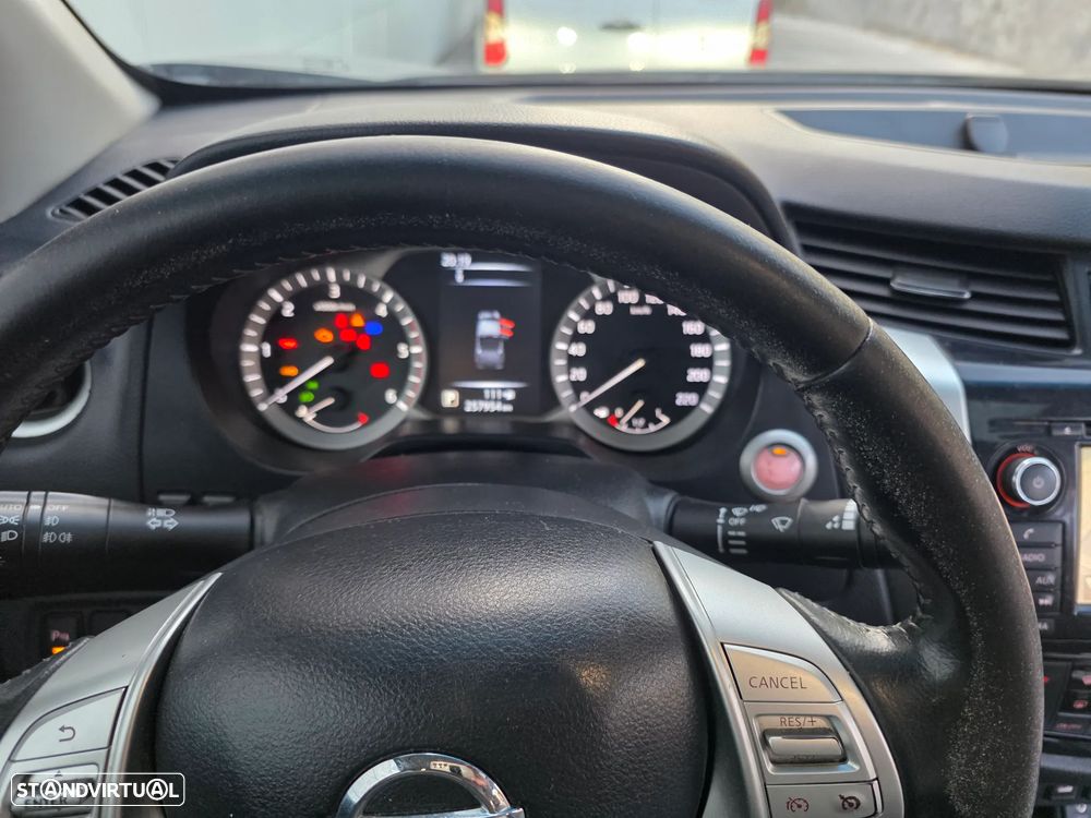 Nissan Navarra - 15