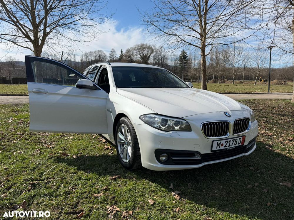 BMW Seria 5 520d Aut. Luxury Line - 7