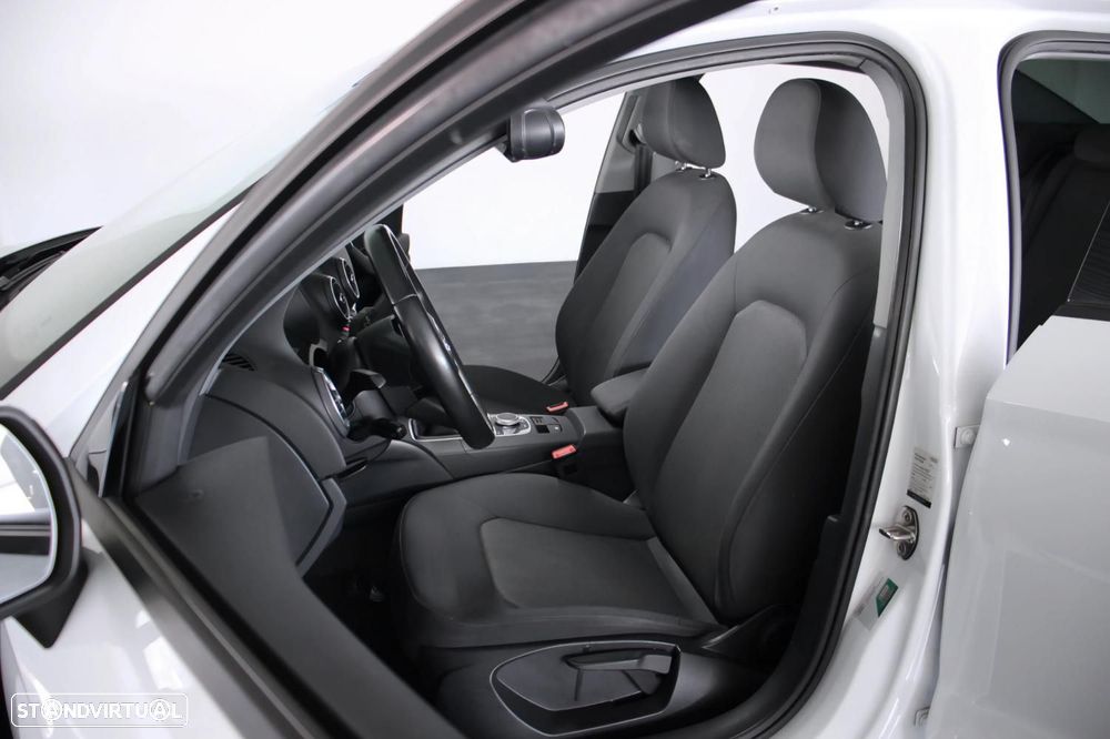 Audi A3 Limousine 1.6 TDI - 6