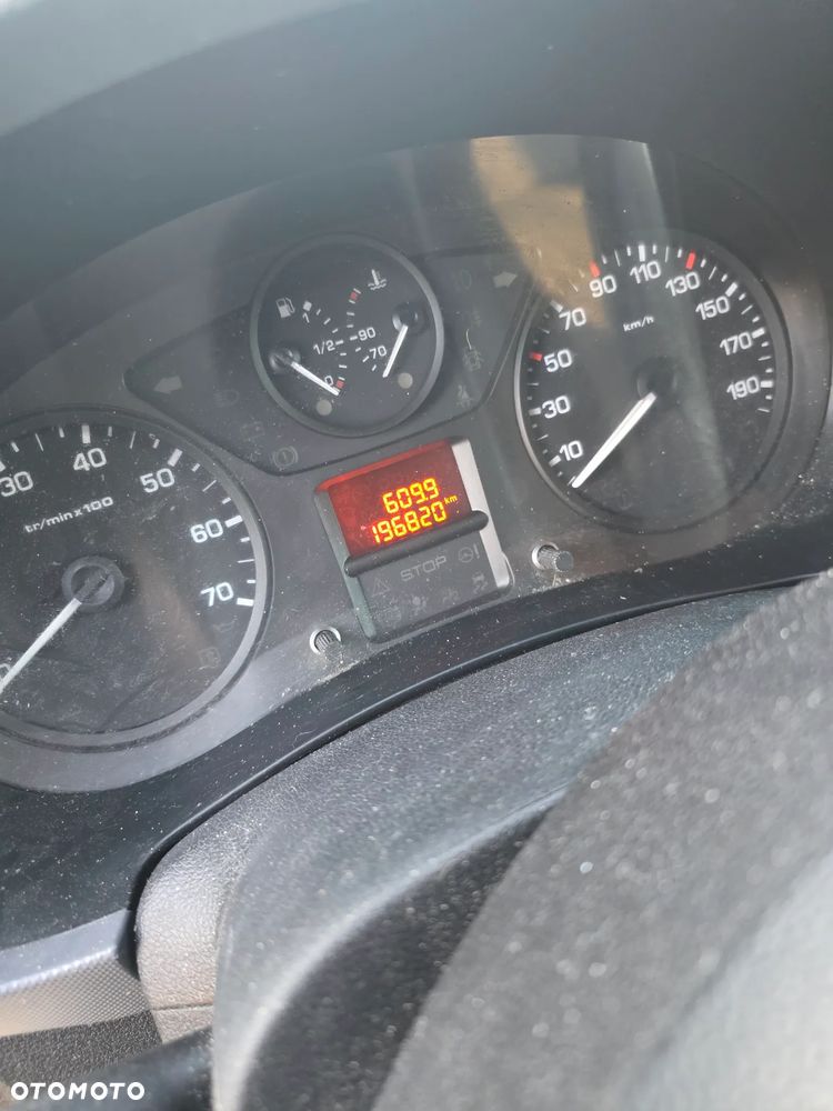 Peugeot Partner 1.6 BlueHDi Active - 24