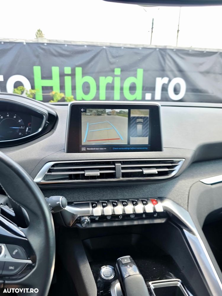 Peugeot 3008 PureTech 130 Stop & Start GPF EAT8 Allure - 17