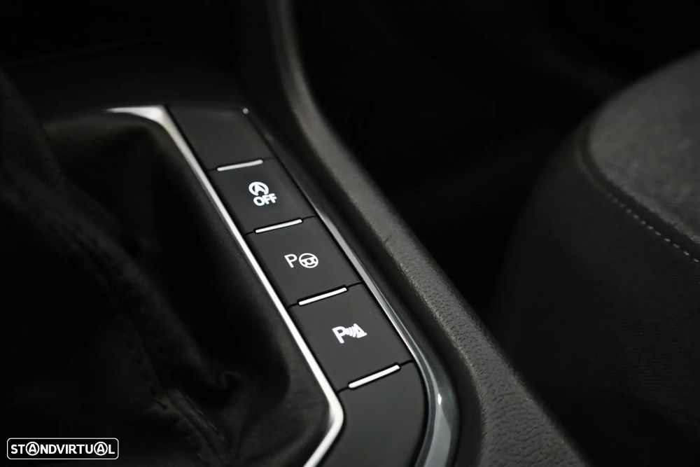 SEAT Tarraco 2.0 TDI Style Plus DSG - 32