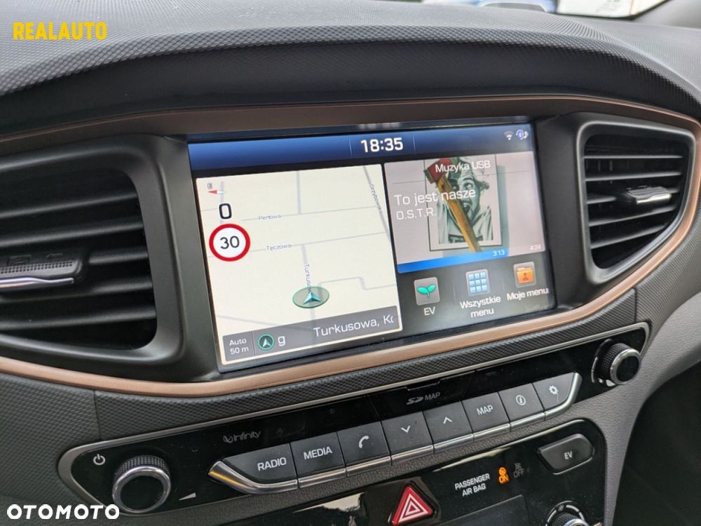 Hyundai IONIQ electric Premium - 14