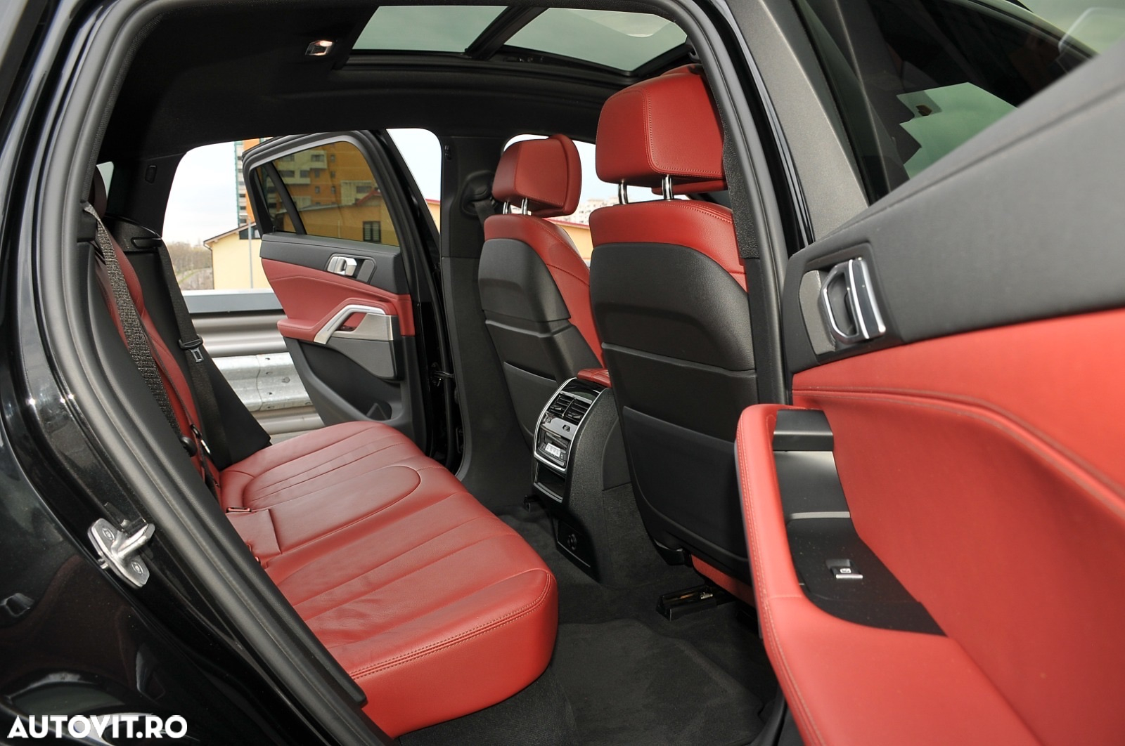 BMW X6 M M50i - 6