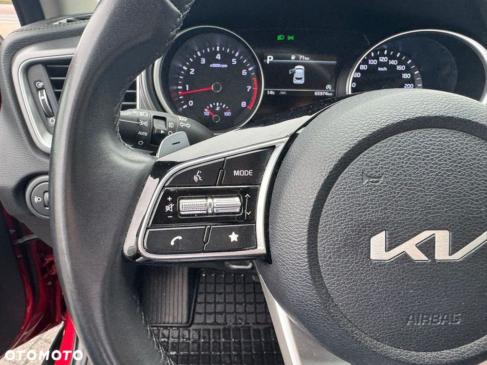 Kia XCeed 1.5 T-GDI M DCT - 16