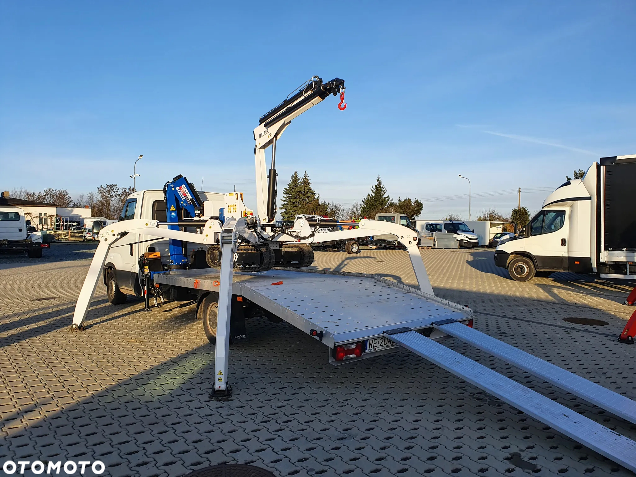 Iveco żuraw, HDS + montaż, do płyt warstwowych, okien, budowlanki - 5