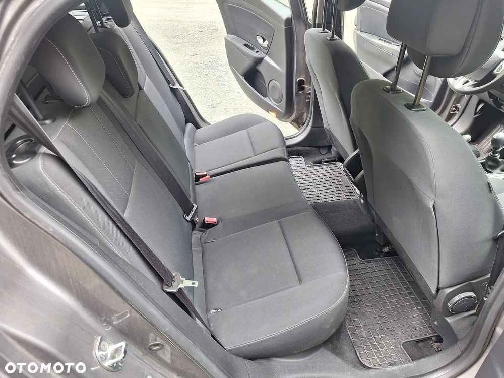 Renault Megane 1.9 dCi Dynamique - 9