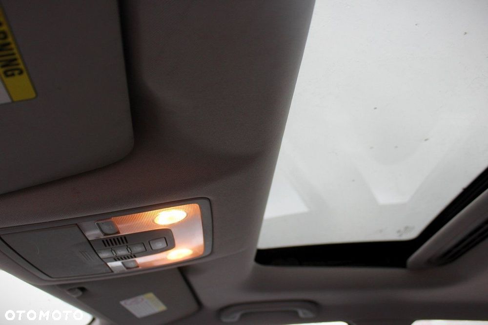 Kia Ceed I Lift ED 2011 1.4i G4FA Kombi (MASKA, ZDERZAK, LAMPA, BŁOTNIK, DRZWI, SZYBA, FOTEL) - 10