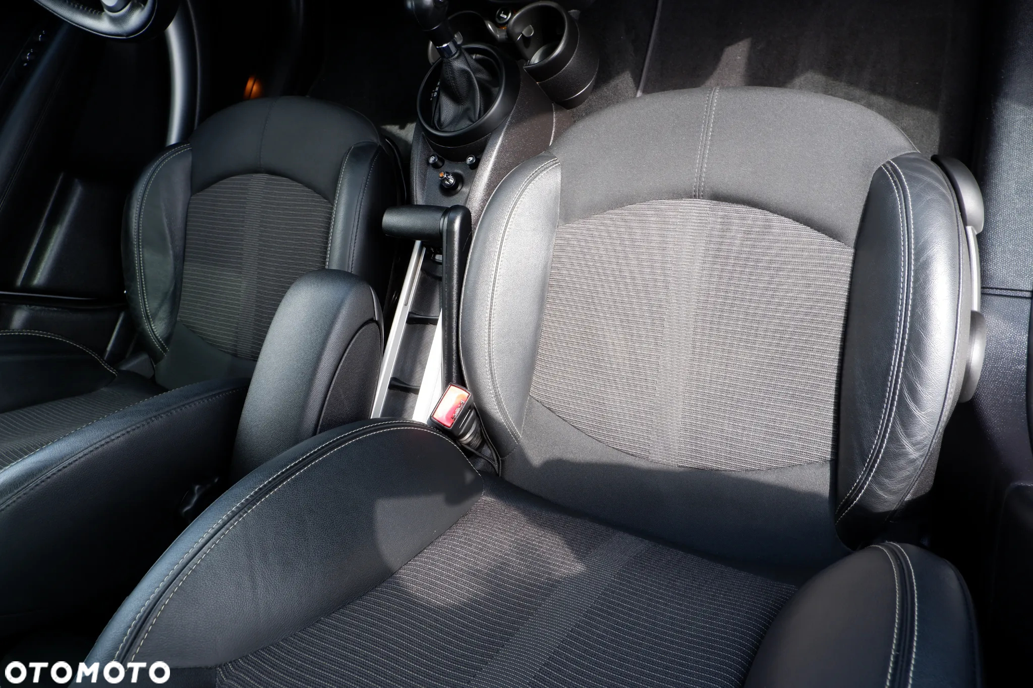 MINI Countryman Cooper SD All4 Park Lane Chili - 8