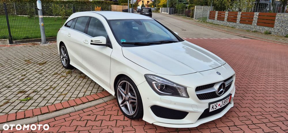 Mercedes-Benz CLA Shooting Brake 200 7G-DCT AMG Line - 12