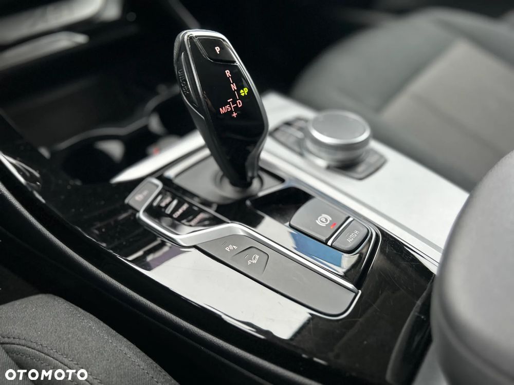 BMW X3 xDrive20i GPF Advantage - 20