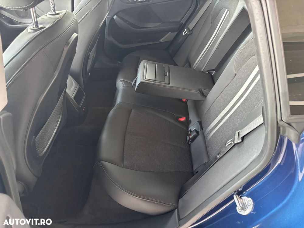 BMW Seria 2 218i Aut. - 37