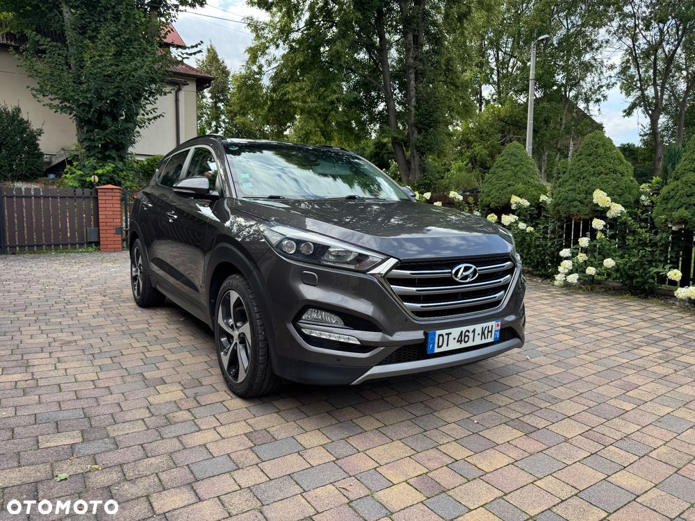 Hyundai Tucson 2.0 CRDI BlueDrive Style 2WD - 1