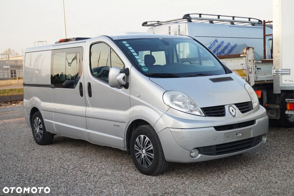 Renault Trafic - 10