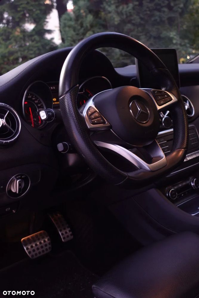 Mercedes-Benz CLA AMG 45 4-Matic - 2