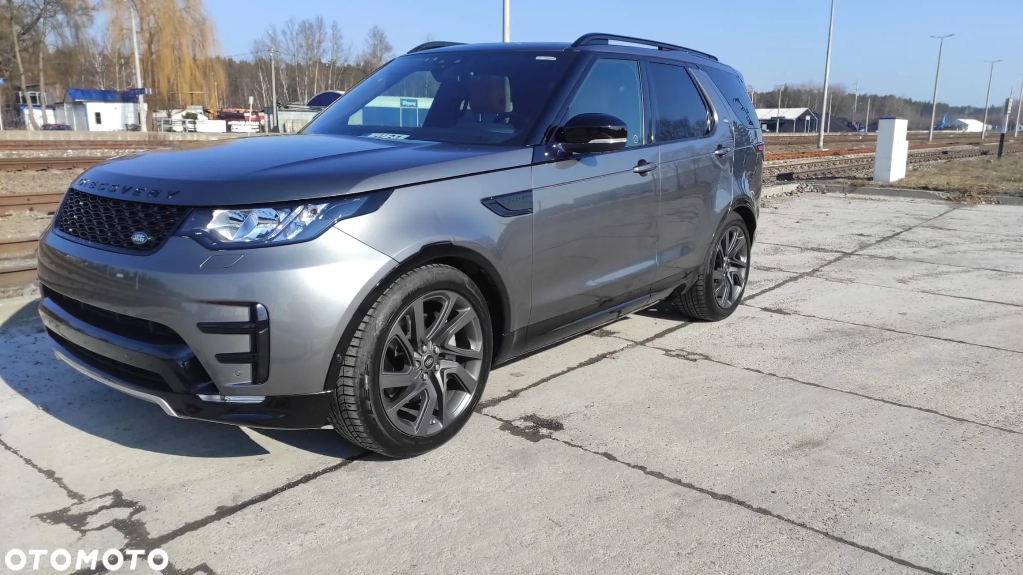 Land Rover Discovery V 3.0 Si6 HSE Luxury - 7