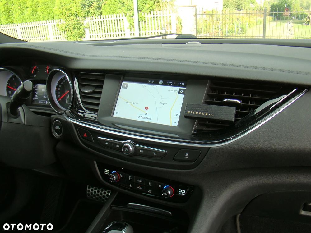 Opel Insignia 2.0 BiTurbo D 4x4 Automatik Business Innovation - 37