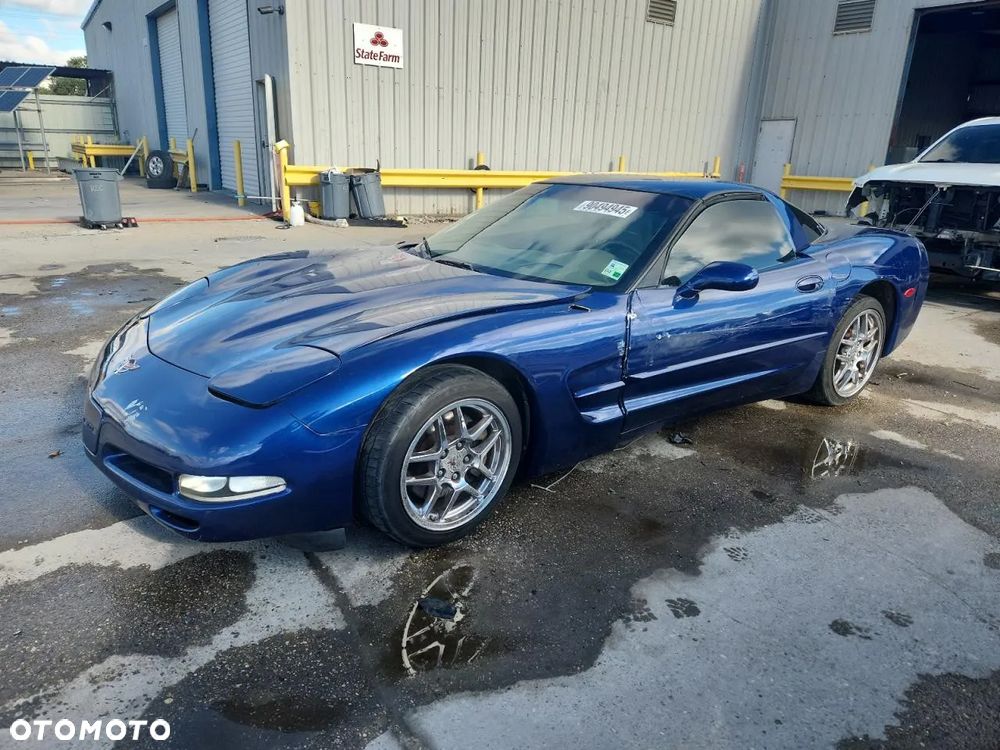 Chevrolet Corvette - 1