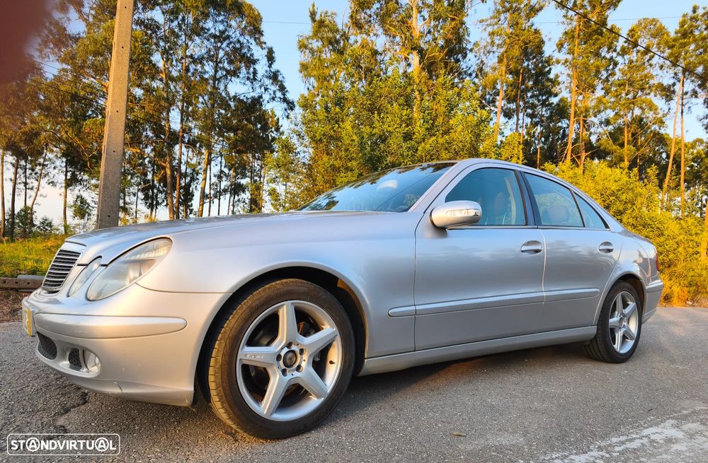 Mercedes-Benz E 270 - 2