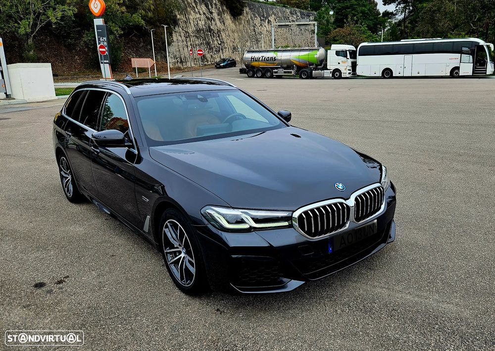 BMW 530 e Pack Desportivo M - 5