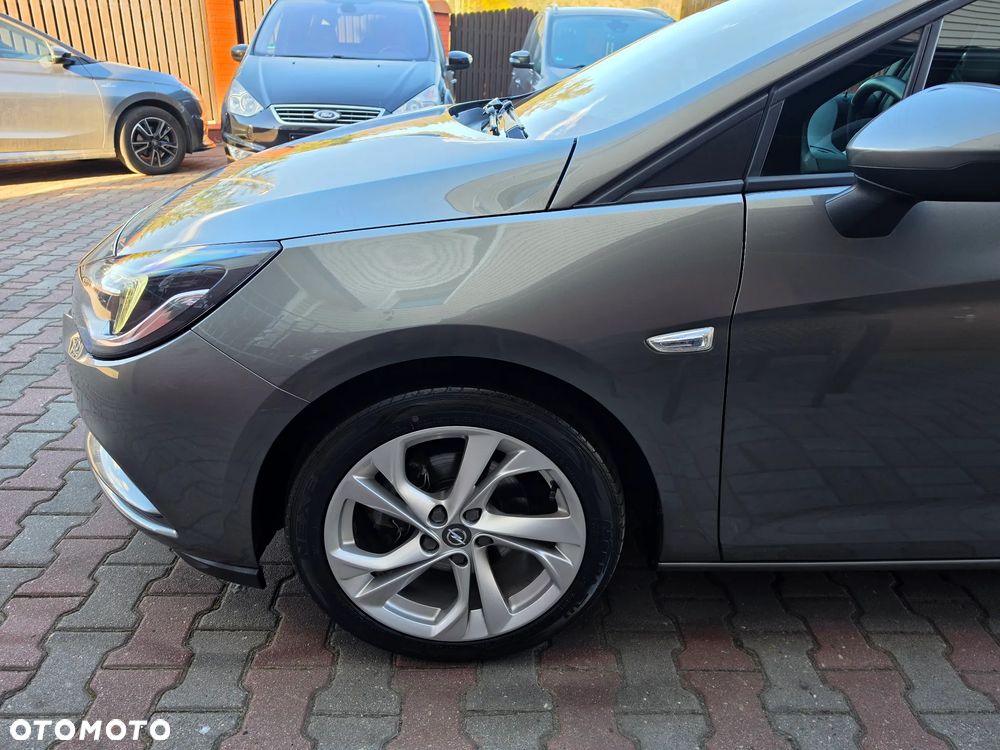 Opel Astra 1.4 T Cosmo EU6 - 4