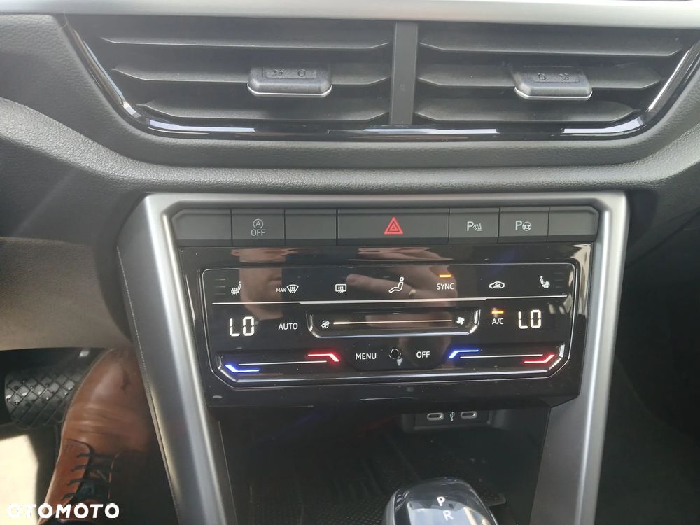 Volkswagen T-Roc 1.5 TSI Life Plus DSG - 26