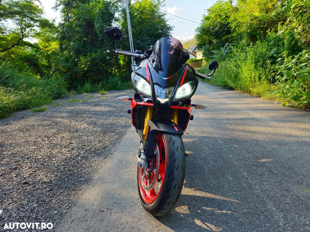 Aprilia Tuono V4 - 2