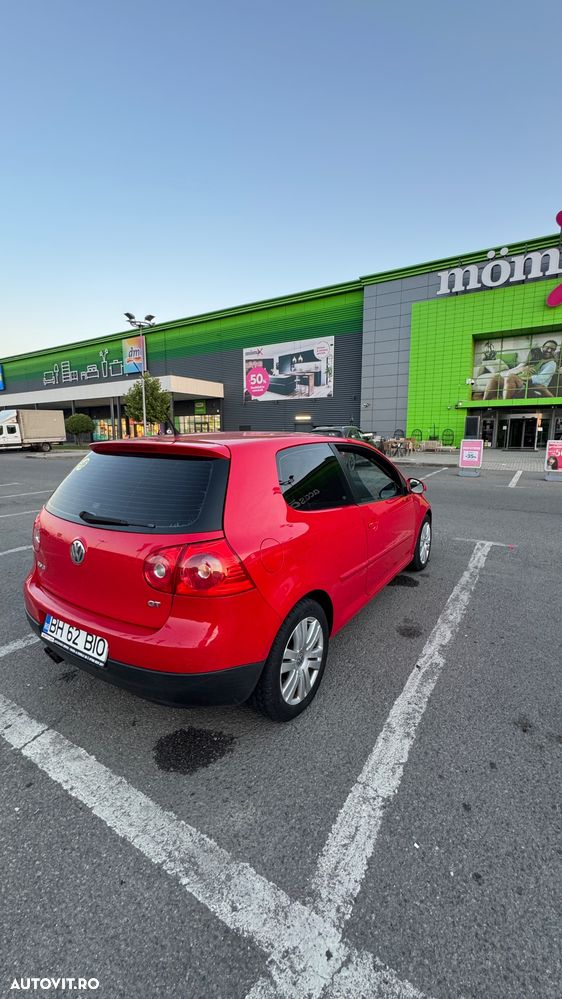 Volkswagen Golf 2.0 TDI DPF GT Sport - 4