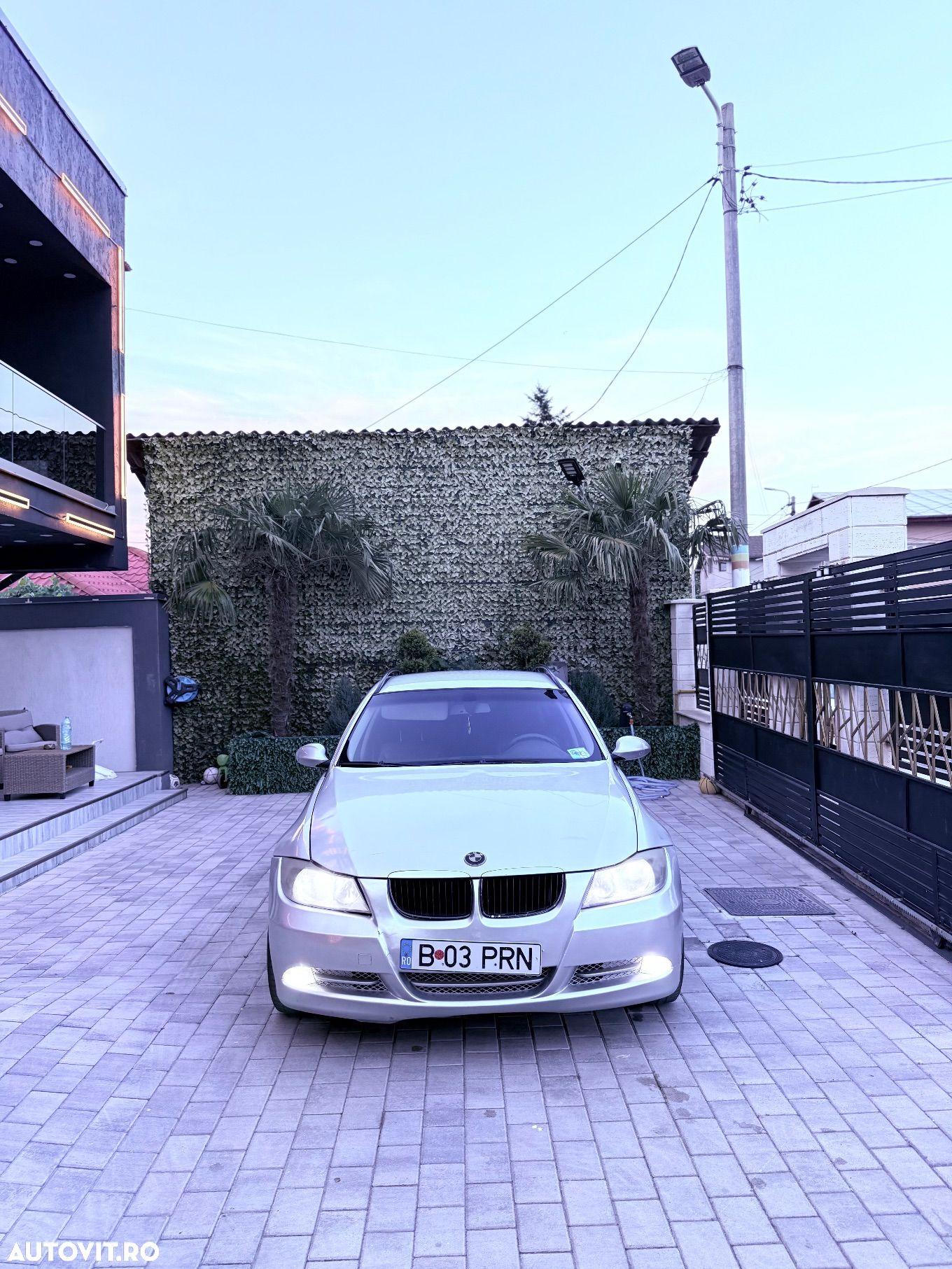 BMW Seria 5 520d Touring - 1
