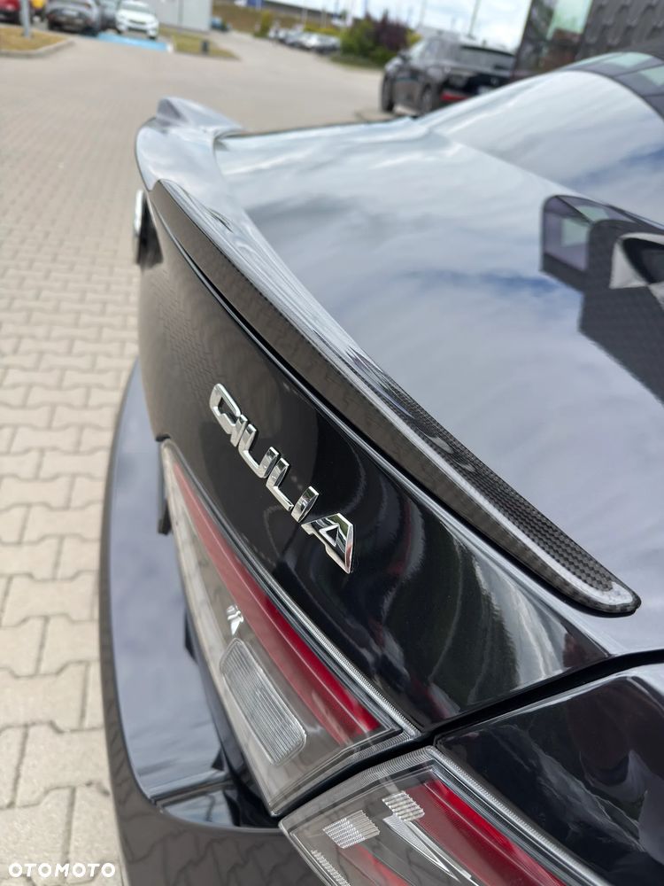 Alfa Romeo Giulia - 19