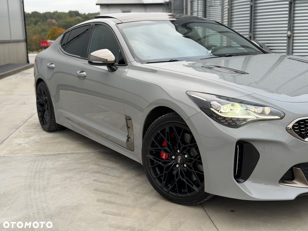 Kia Stinger 3.3 T-GDI V6 GT AWD - 9