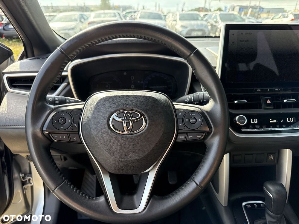 Toyota Corolla Cross - 19