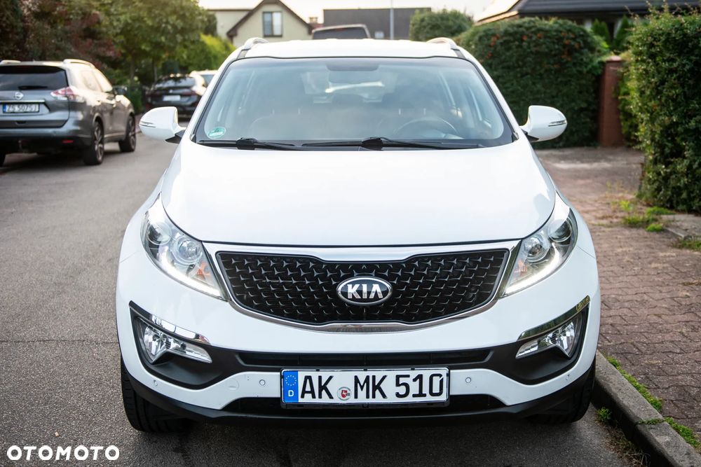 Kia Sportage 1.6 GDI 2WD ISG Dream-Team Edition - 2